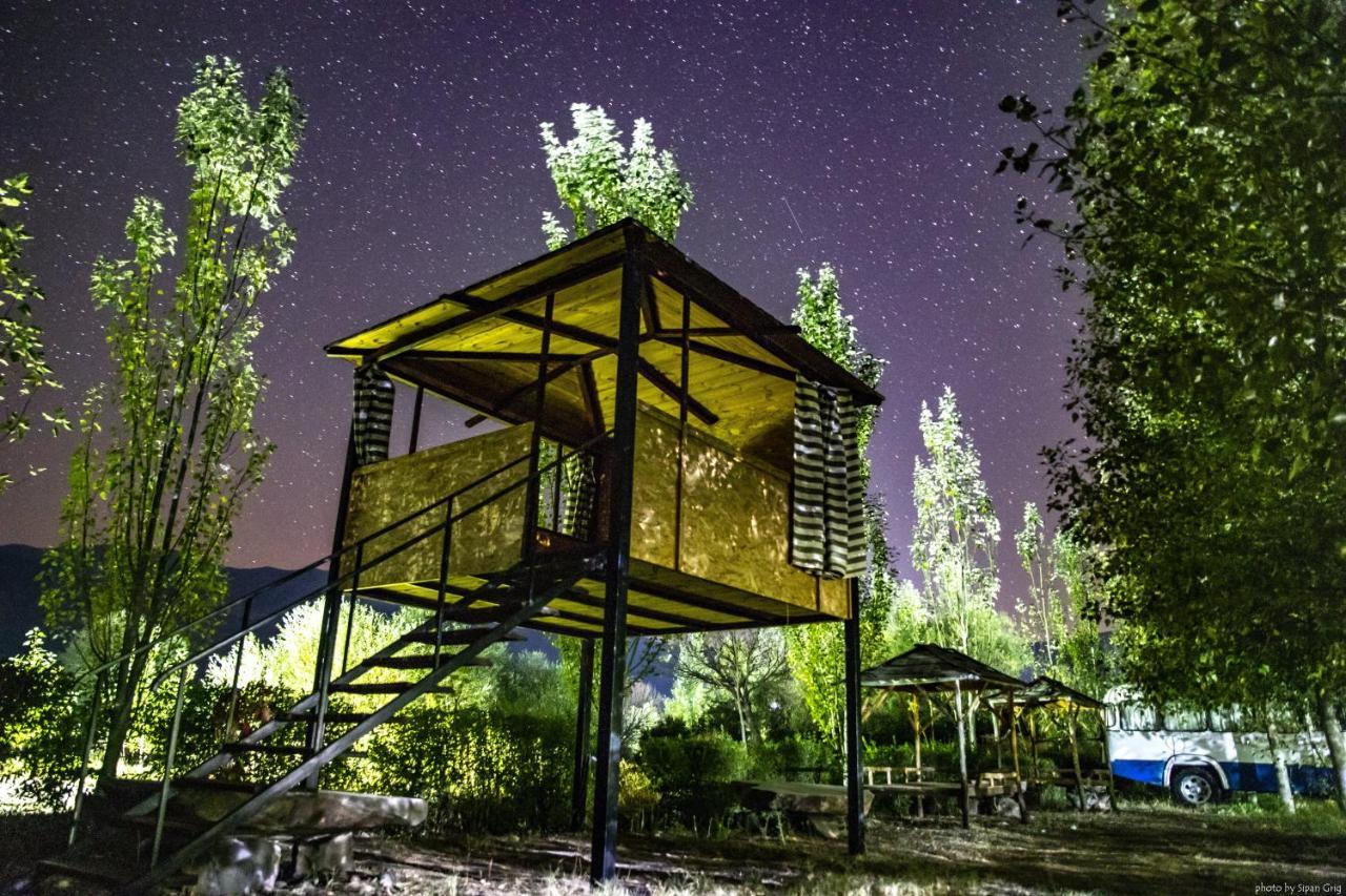 Crossway Camping Yeghegnadzor Exterior foto