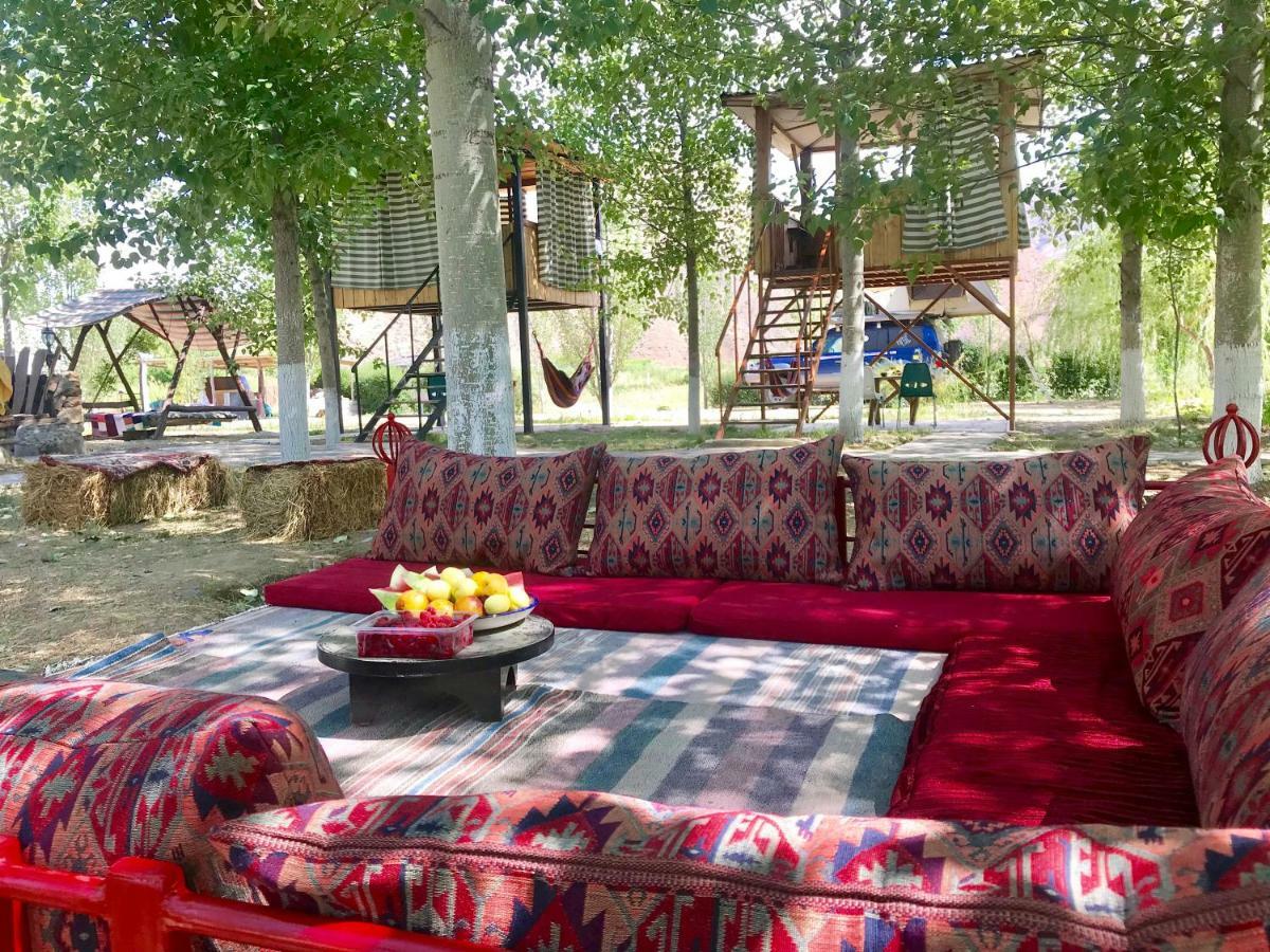 Crossway Camping Yeghegnadzor Exterior foto